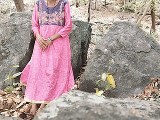 A College Girl Was Hardcore Fucking by Her Teacher After College in Jungle, a Hottest Girl Was Sex with Her Boyfriend in Jungle