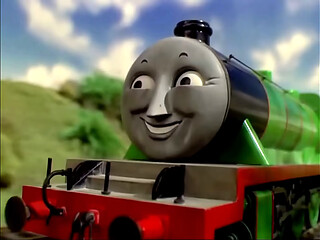 locomotiva de meia idade utiliza AZULZINHO pela primeira vez