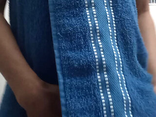 Stepmom strips naked to be seen behind the door scene 1