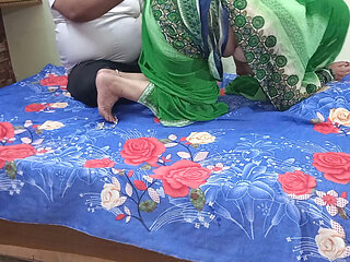 Beautiful newly married wife fucked by her husband in the bedroom. Full Hindi audio