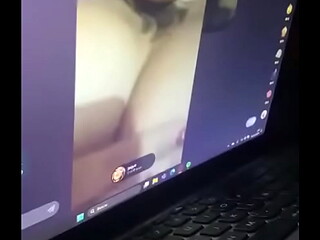 enferma milf, se excita al mirar mi pene