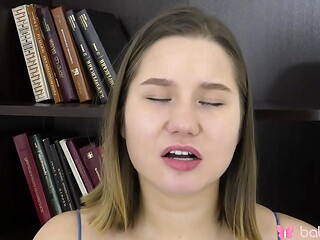 Solo cock teaser Amalia Davis is masturbating at home,in 4K.