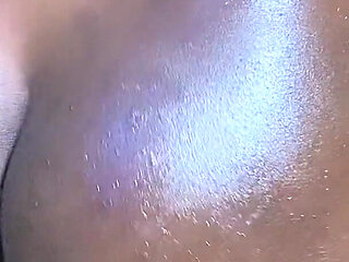 My Mature Girlfriend Loves It From the Back as Her Big Fat Waist Bouncing on My Huge Black Cocok