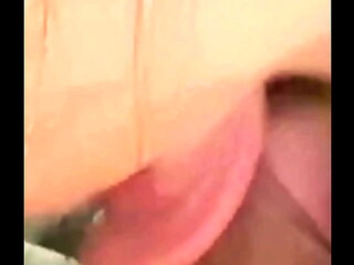 Ariana Channel disfrutando del oral