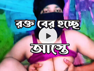 Desi Aunty Big Pussy Fuck with Roseboobs - Indian Bhabi Village Teen Sex