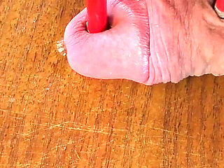 Under Red Heels, cam 2