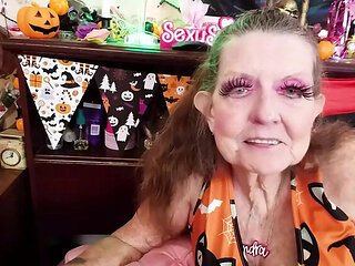 Sexy Sandra Halloween ATM Facial with Sir Christopher - Anal Fuck and Dirty Talk