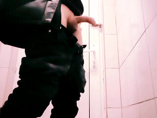 I Wanted To Pee And Started Playing With My Dick