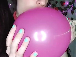 Shyyfxx Happy Carnival! Playing with Balloons All Over My Body- Looner Fetish