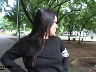 I Fuck a Girl I Met on the Street