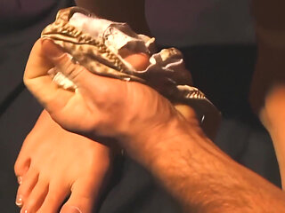 Deep Fingering Session for Wet Pussies