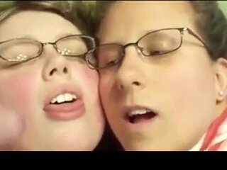 Two Girls One Lucky Guy: Blowjob, Amateur  Bongacams Porn