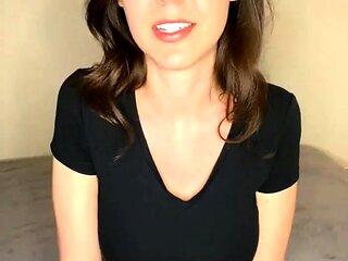 Amateur Webcam Teen Masturbates And Teases