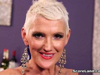 Lexy's fantasies - Lexy Cougar - Home Alone MILFs