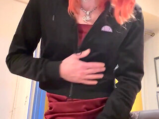 Jess Silk Rides Dildo