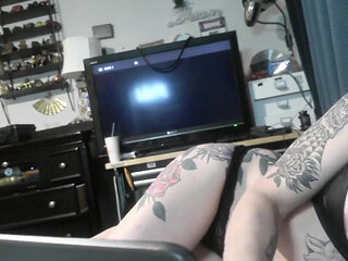 Zoey Portlands Sexy Butt