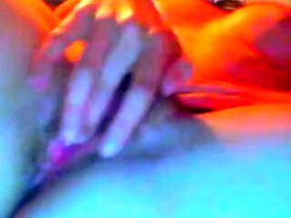 German Amateur's Hairy Webcam Solo