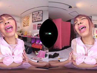 Asian spinner hot VR porn video