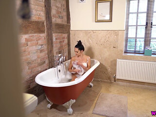 Bonnie - Got Yourself a Deal