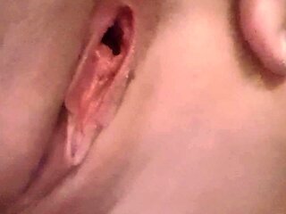 Shemales fucking girls bareback