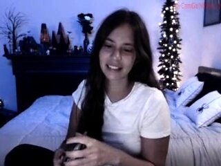 Amateur Teen georgeus brunette 2