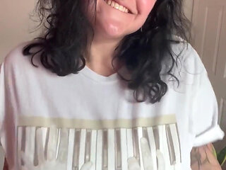 I can't play music on here but just know I was singing a song in my head while I stripped for you