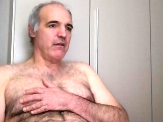 A Nice Handjob at Night with Cumshot