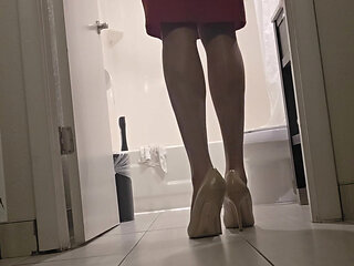 Red dress and biege heels