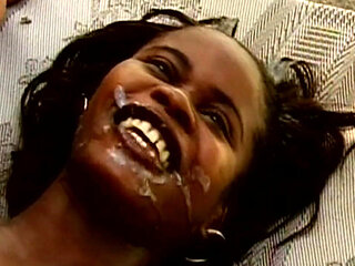 Curvy Mature Brunette Double Teamed in Sloppy Threesome