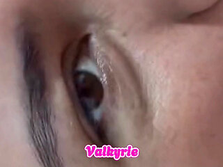 I can't believe how delicious my girlfriend sucks