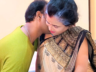 Dadi maa k sath kiya hardcore fucking or dadi maa ka vegina hua fali fali