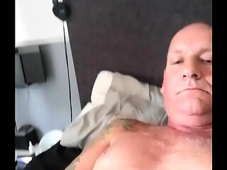 Mature guy wanking and cumming