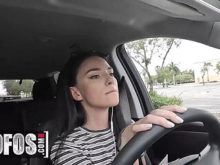 JMac Rides Hot Uber Driver Gianna Ivy and Finds Dildos in Her Car - Blowjob & Hardcore Fun