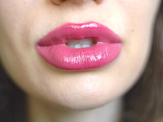 Mesmerizing Lips JOI