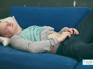 Muscular Jacob O shows off his round ass and huge chest for a solo cumshot