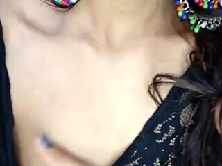 Desi Bhabhi Fingering Completely Naked! Show Your Ass