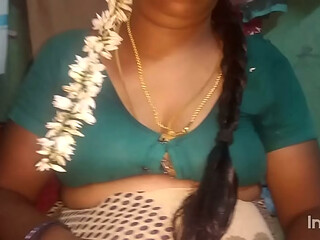 Indian Beautiful boobs housewife hot sex