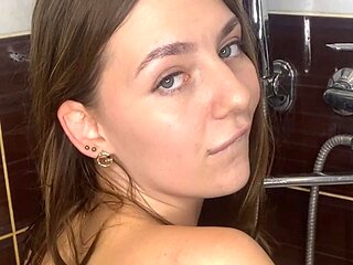 Truly captivating  by Mia Moon: Amateur, Fingering  Petite Porn