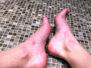 Maitresse Madelines solo foot fetish POV