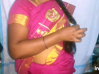 Big Ass Tamil Saree Housewife Big Boobs Fuck in Village