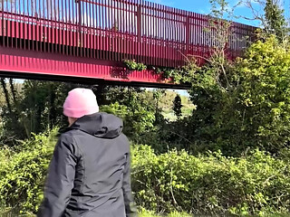 Can't Hold It, Pissing Outdoor Compilation