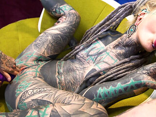 Alt Goth Threesome Anal Gaping Prolapse with Anuskatzz Lily Lu Nikolaz Zpageti Illu Z