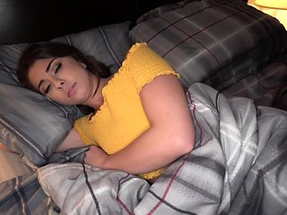 Cannot Resist Fuck My Fever Stepdaughter