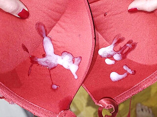 Amateur Ukrainian Wife CherryDream Huge Cumshot in Bra Cups After Blowjob Titjob