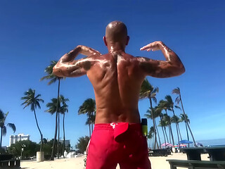 FLEXING BACK MUSCLES