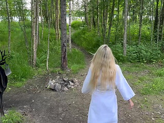 Outdoor risky sex with hot blonde in fishnet