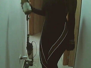 Free Desperate Pee During Scene Recording