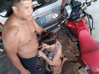 Dei uma chupetinha no L&eacute_o ogro