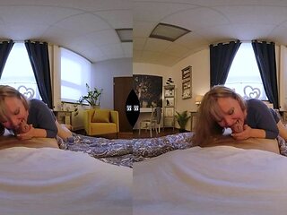 Amateur Blonde Blowjob CIM