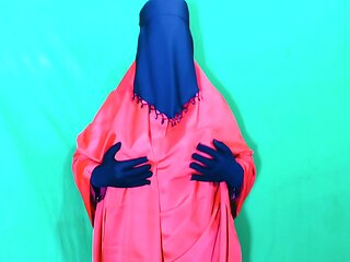 Desi Beautiful Bhabhi Fucked In Her Stepfather-in-laws House